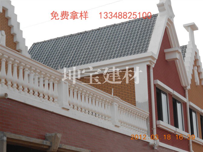 成都新型仿古樹脂琉璃瓦_為青城山歐式別墅樓增色不少