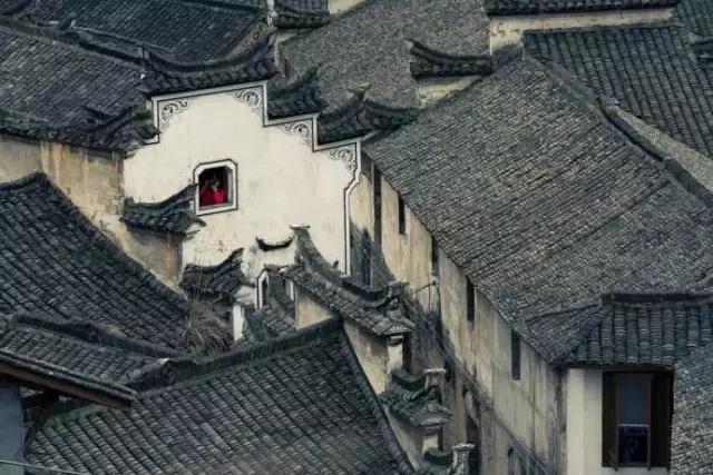 青瓦灰墻，高瓴飛檐，處處消磨時光