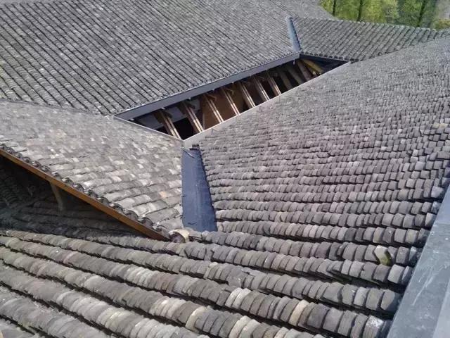 青瓦灰墻，高瓴飛檐，處處消磨時光