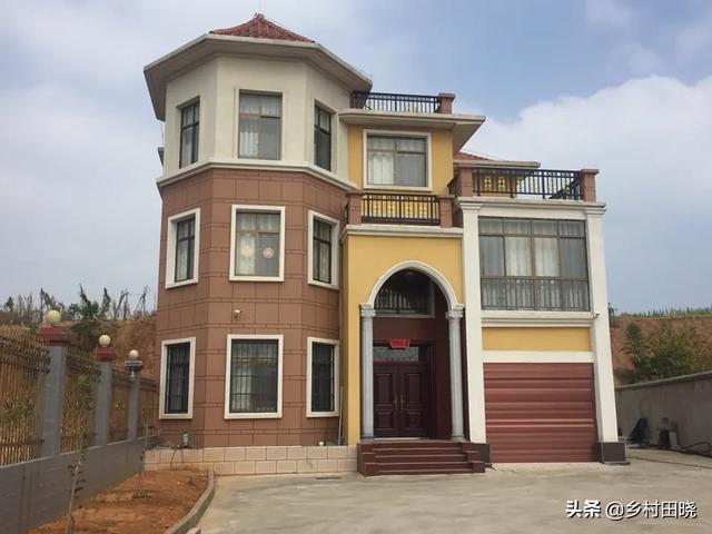 農村自建房坡屋頂，用琉璃瓦還是樹脂瓦？看看內行人的經驗分享