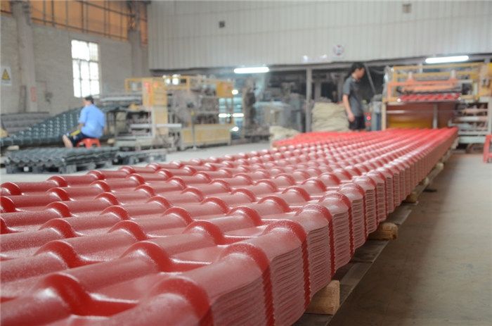 一條小型樹脂瓦廠生產(chǎn)線_開下來大概要多少錢？